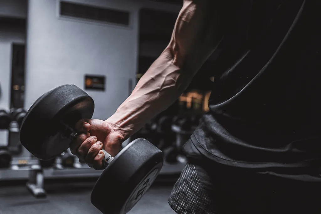 How to Increase Your Muscle Mass (Most People Train Too Light)